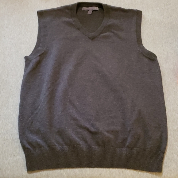 Mens Old Navy V neck Sweater Vest - Picture 1 of 3